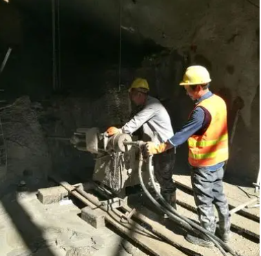 平陆水下抗分散灌浆料特点 水下不分散注浆料介绍